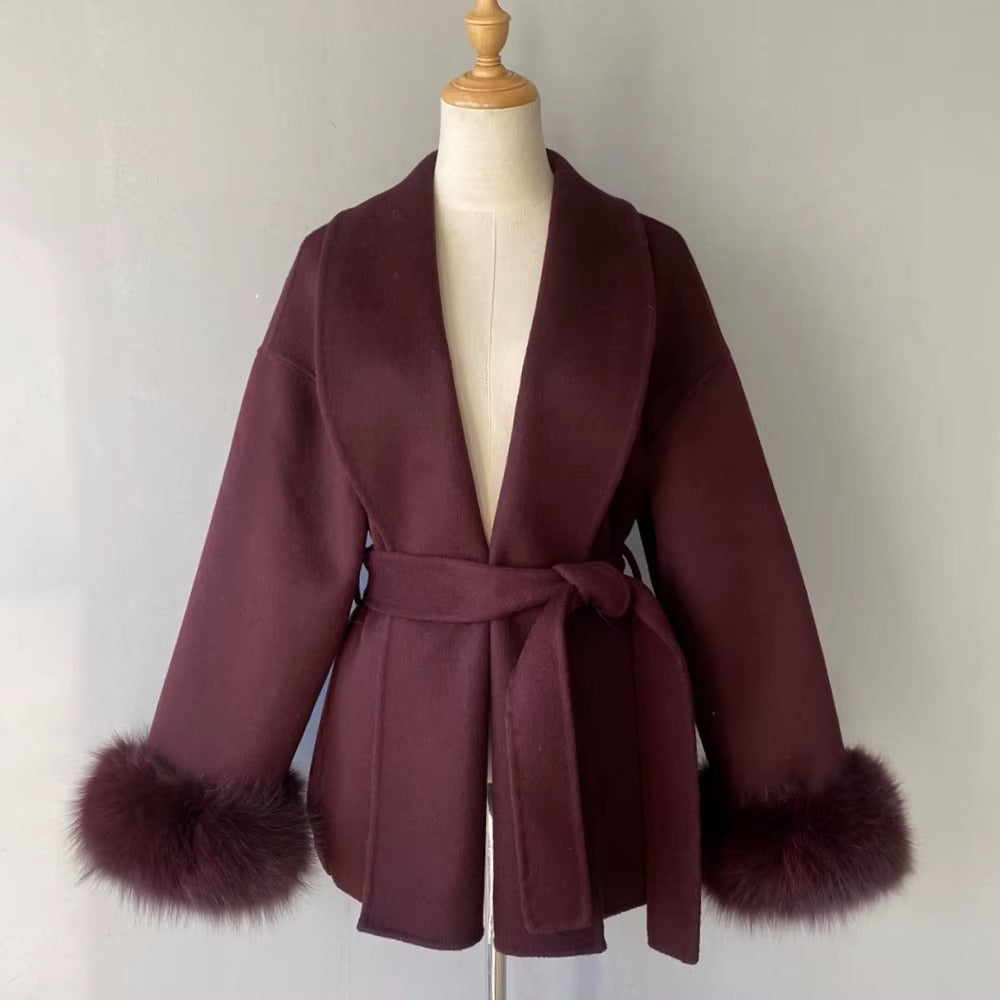 Camélia-cappotto corto dal design raffinato